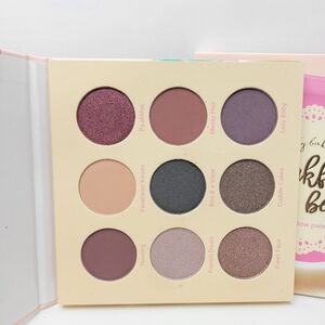 Beauty‎ Bakerie Breakfast in Bed Eyeshadow Palette   NEW